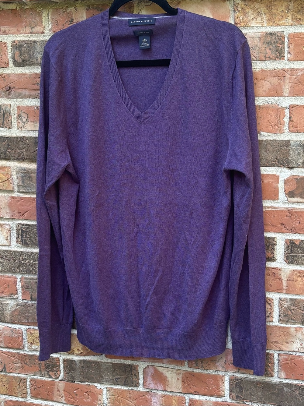 Banana Republic Men’s Luxury Silk Cashmere Blend Fine Knit Sweater.Size Large